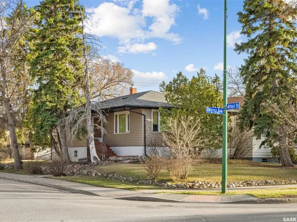 3301 Regina AVENUE, Regina, SK S4S 0H3