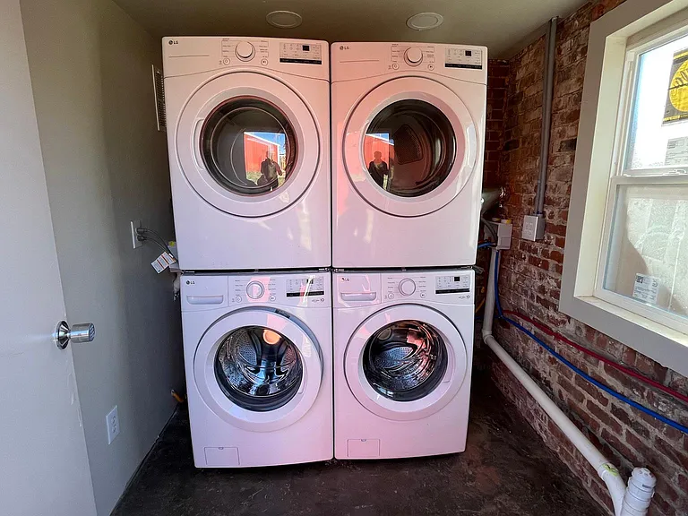 1201 NW 2nd St #6 — Photo 9