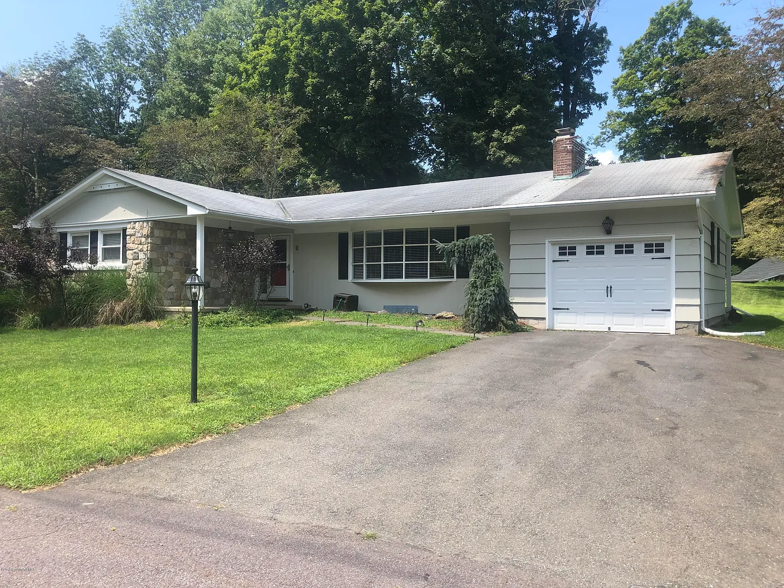 305 Melmar Dr photo 1