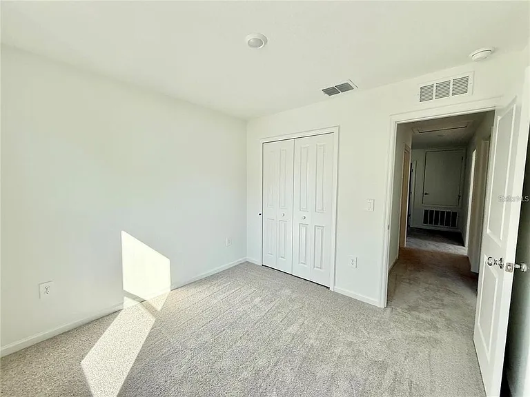 3783 NE 30th Ter — Photo 24