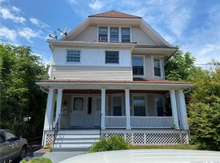 106 Savoy St, Bridgeport, CT 06606