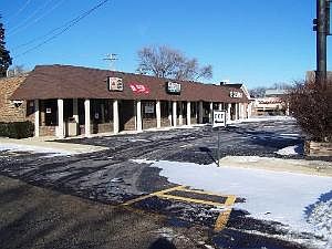 2nd image of 4824 Butterfield Rd