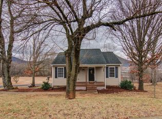 1847 Redwood Rd SE, Roanoke, VA 24014