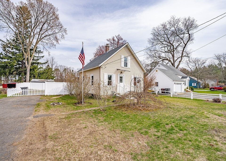194 Holyoke Rd, Westfield, MA 01085 Zillow