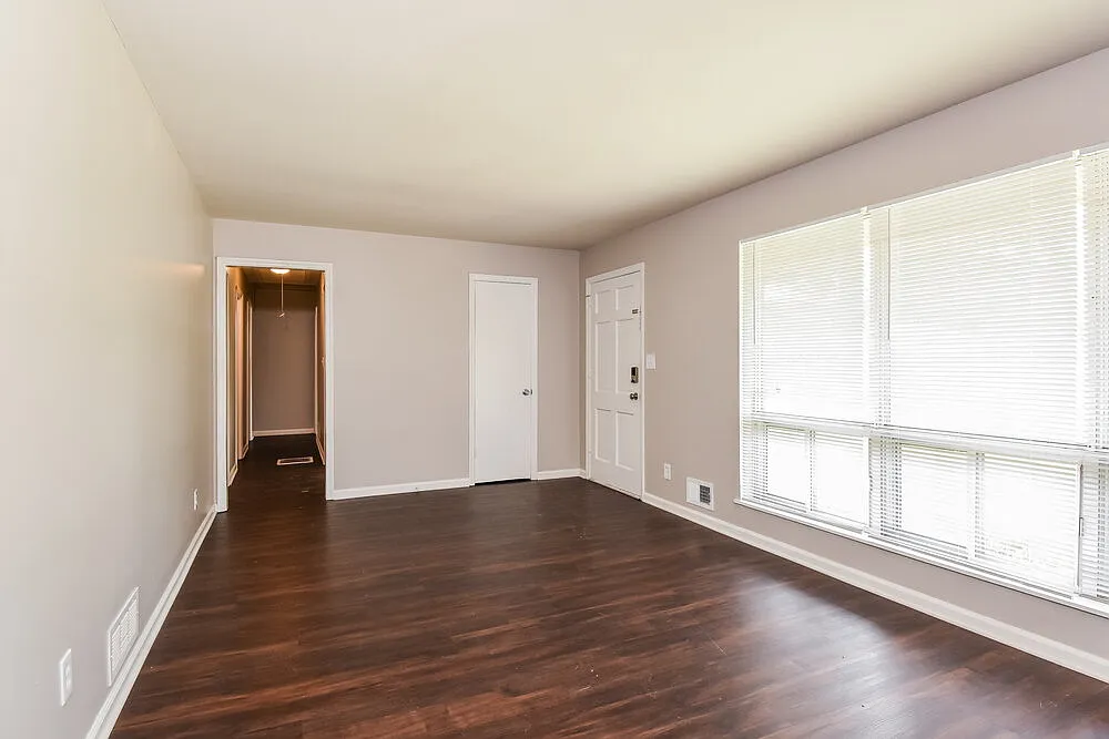 2 bed, 2.0 bath, 1340 sqft, $1,830 — Photo 4