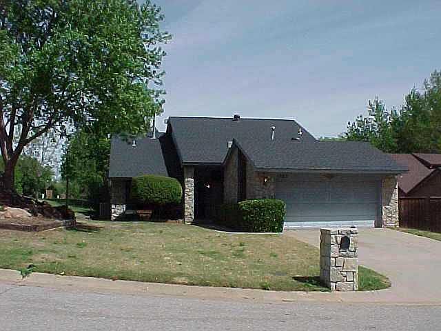 2nd image of 1503 Steeple Chase St