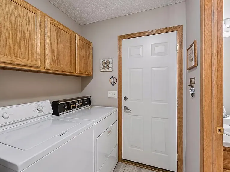 1003 Heather Ln #1 — Photo 8