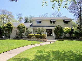 32 Tudor Dr, Ocean, NJ 07712