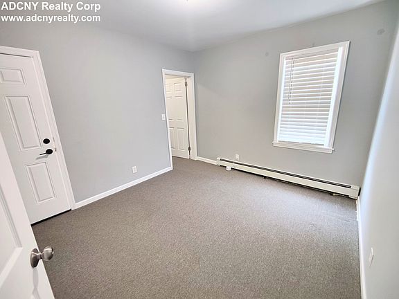 3rd image of 211 Jessamine Ave