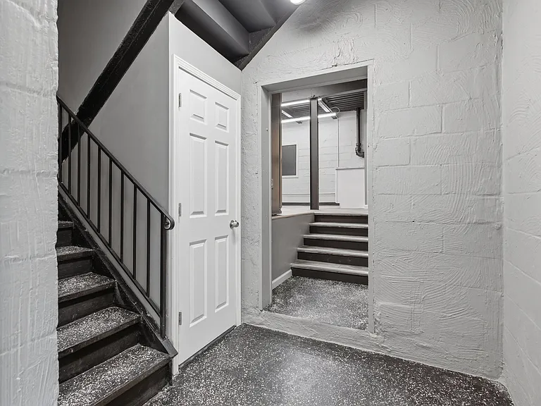 514 Guyasuta Rd #7 — Photo 23