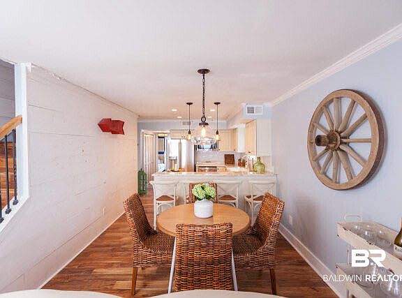 4th image of 1451 W Beach Blvd #E