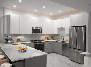 19370 E Collins Ave #PENTHOUSE 3, North Miami Beach, FL 33160