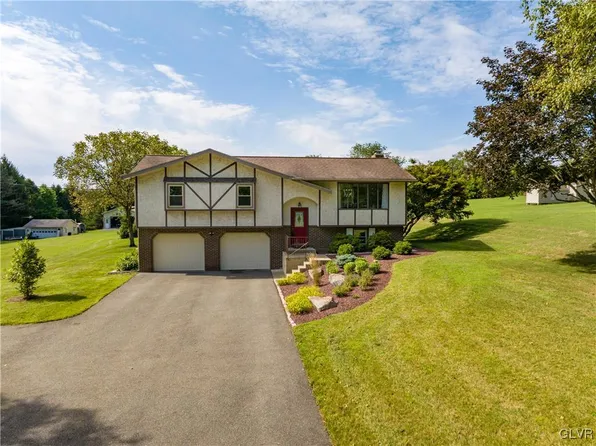 4053 Sycamore Dr, Northampton, PA 18067