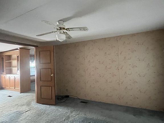 4th image of 6636 Robin Hood Ln
