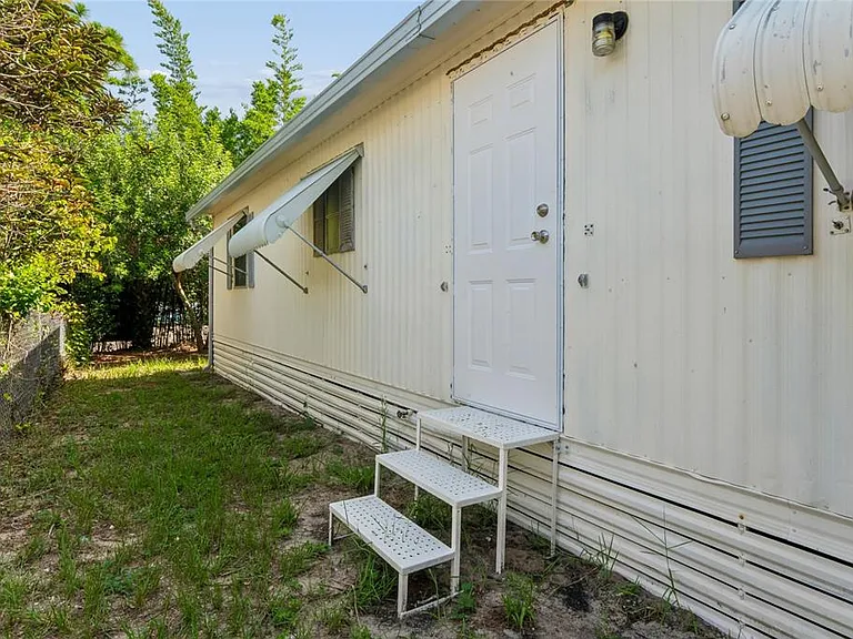 6601 Sutherland Ave — Photo 36