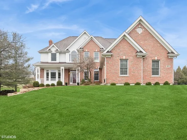 4014 Niblick Ct, Crystal Lake, IL 60012