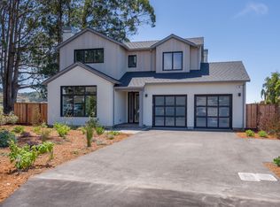 544 Magnolia St, Half Moon Bay, CA 94019