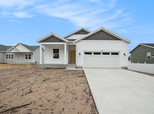 6031 Sturgeon Run, Muskegon, MI 49444