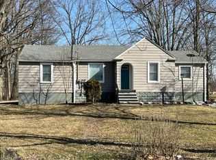 4023 Dunton Rd, Lorain, OH 44055