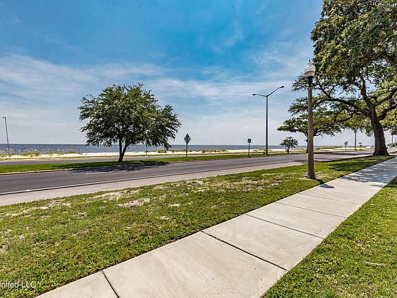 1282 Beach Blvd APT 114, Biloxi, MS 39530 | Zillow