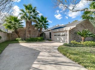 2014 Gray Falls Dr, Houston, TX 77077