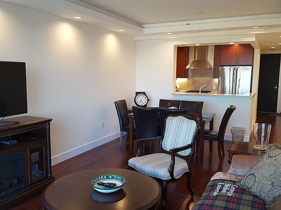 3rd image of 239 Brannan St Unit 16G
