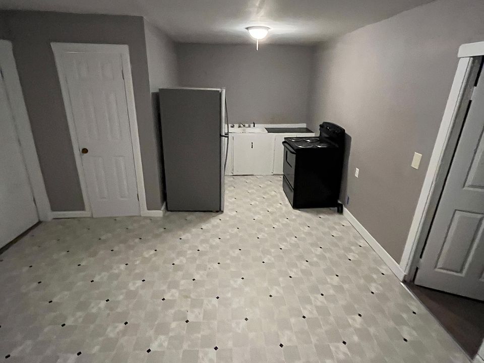 1st image of 4902 Linden St #A