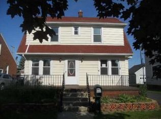 612 Toledo Ave, Monroe, MI 48161