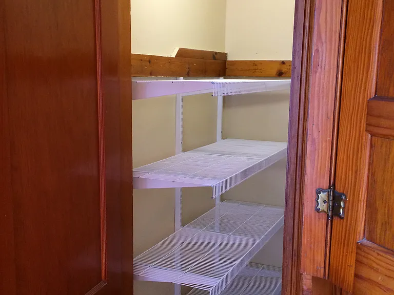 98 Walnut St #3 — Photo 3