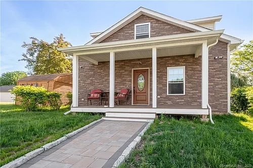 1 Alicia Ln #B Photo 1