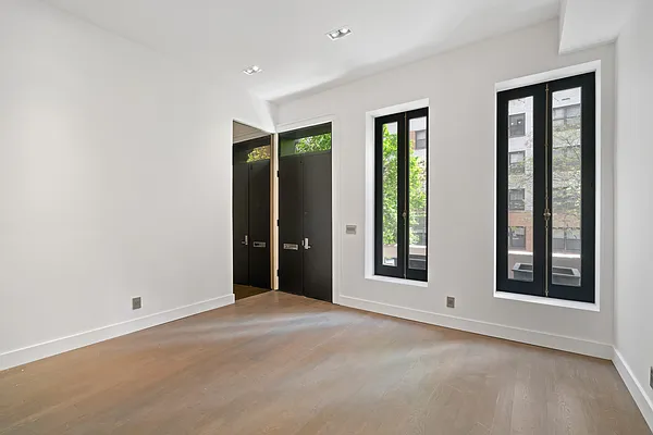 Rented by Nest Seekers International | media 3