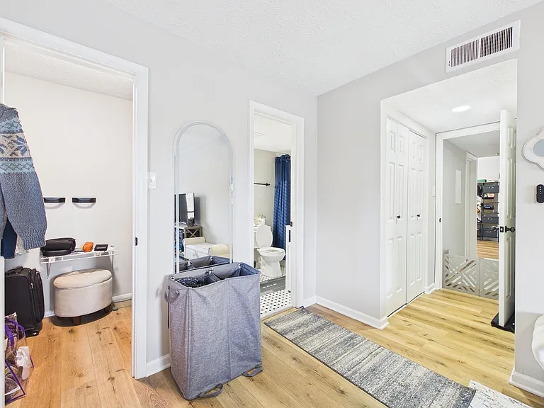 1501 Bronwyn Rd #303 — Photo 17