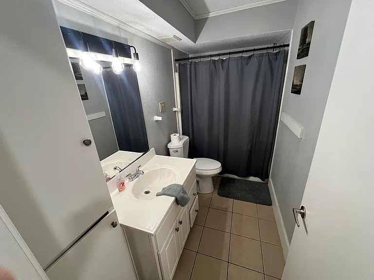 114 Dunn St — Photo 17