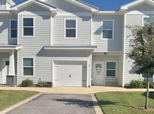 162 N Sand Palm Rd, Freeport, FL 32439