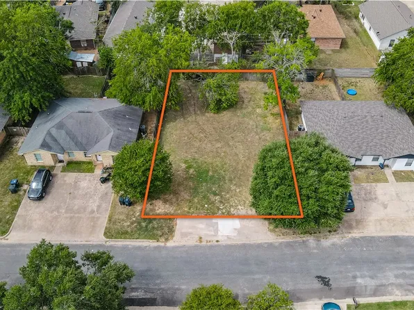 1116 Georgia St, College Station, TX 77840