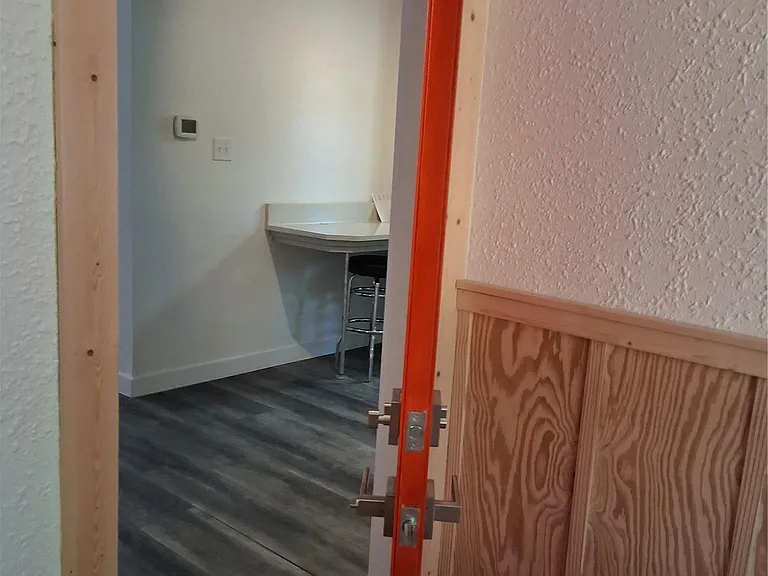 8904 Linton Dr — Photo 11