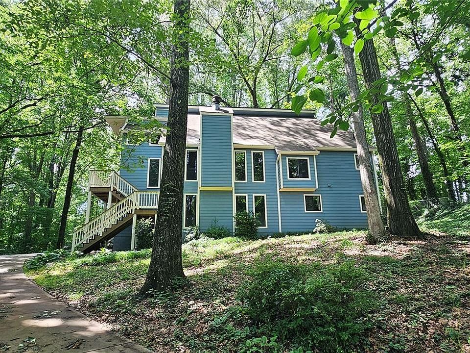 1st image of 495 Nottingham Dr