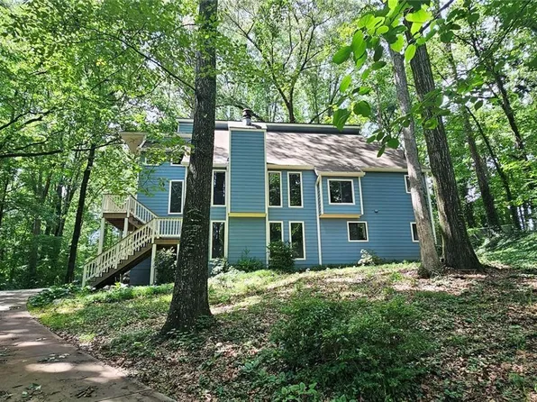 495 Nottingham Dr, Marietta, GA 30066