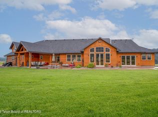 78 Red Fox Ln, Smoot, WY 83126