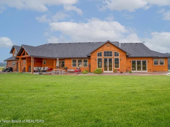 78 Red Fox Ln, Smoot, WY 83126
