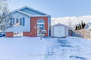 1st image of 40 Trapper St