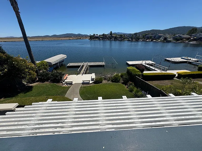 138 Del Oro Lagoon — Photo 20