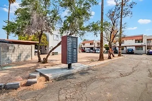 645 W Rio Salado Pkwy #101 Photo 1