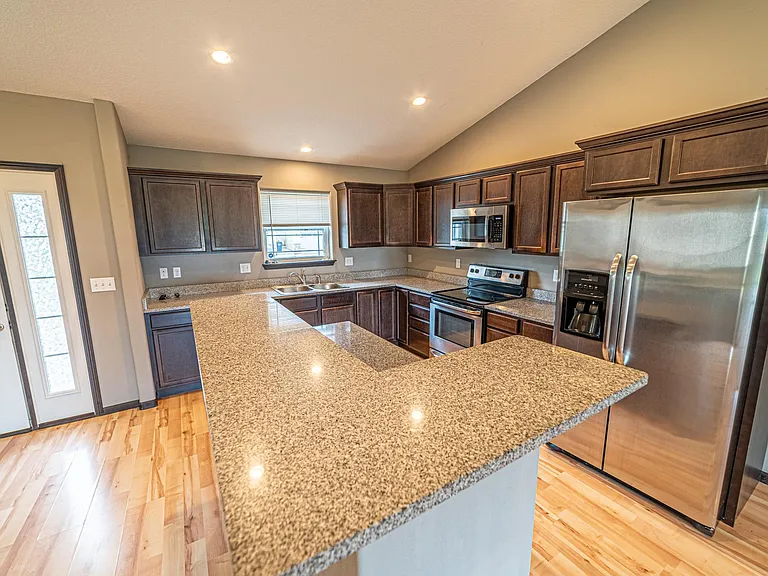 3267 Sherwood Pl — Photo 3