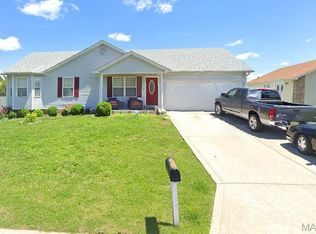 104 Briarwood Dr, Moscow Mills, MO 63362