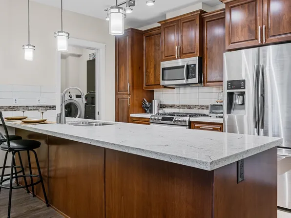 20716 Willoughby Town Centre Dr #A113, Langley, BC V2Y 3J8