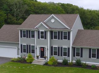 379 Old Westport Rd, Dartmouth, MA 02747