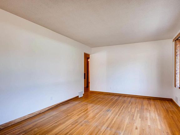 3rd image of 6728 4th St N