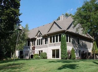 N9402 Stone School Rd, Mukwonago, WI 53149