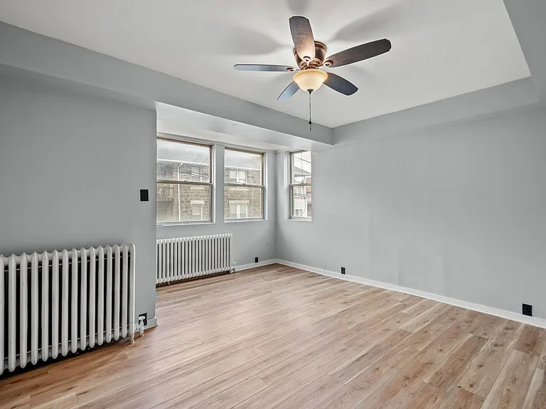 1010 Hampshire Ave #1 — Photo 5
